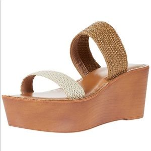 NWOB Chinese Laundry Woven Wedge Sandal